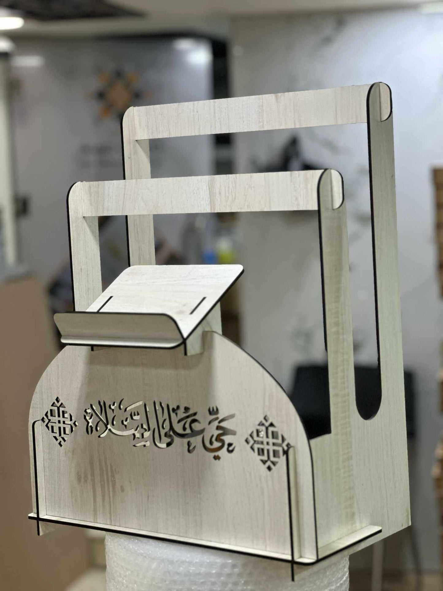 ركن الصلاة المنزلي مصنوع من الخشب حجم 40*50 سم