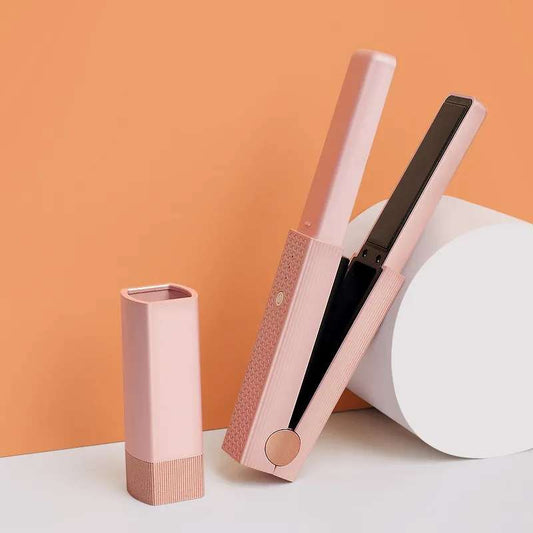 מחליק שיער לנשים עובד על ידי טעינה