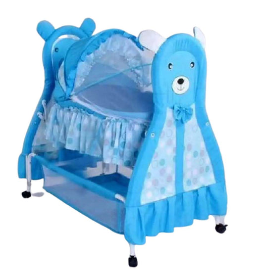 מיטת תינוק עם כילה וגלגלים