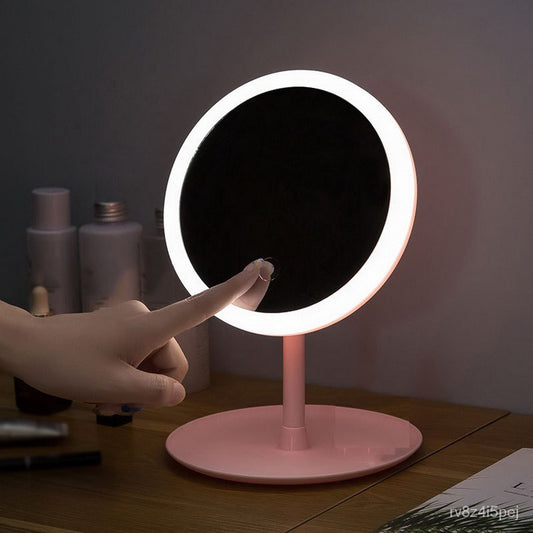 מראת איפור LED המדהימה הזו מסתובבת ב-360 מעלות